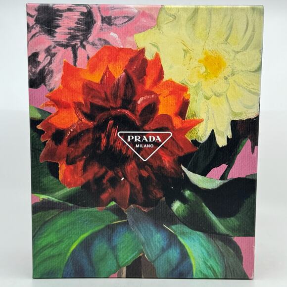 PRADA Flower Activation Vase - Picture 5 of 9